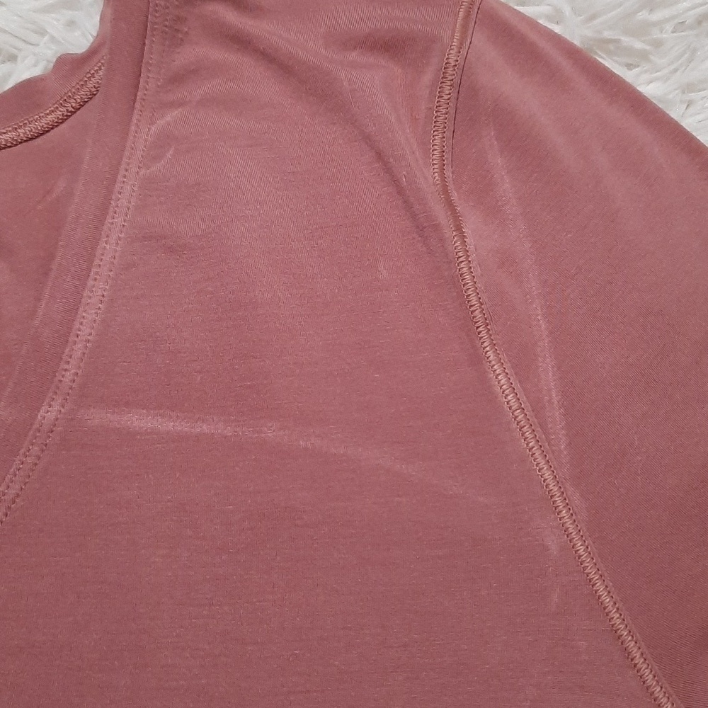 Lululemon Top - Picture 6 of 9